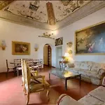 Reinassance Palace